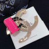 A6811 $45.15 经典黑、白色、粉色 Fashion Jewellery, Brooches image